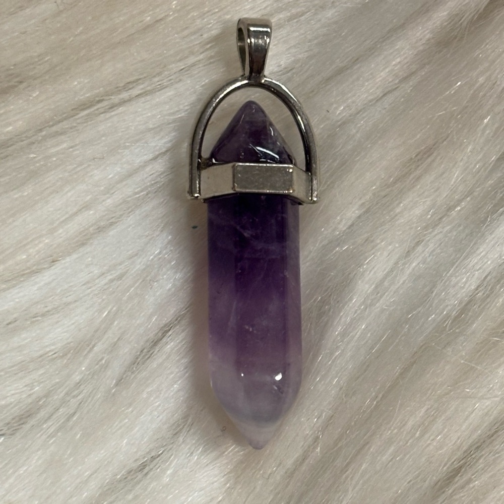Purple Amethyst Crystal Pendant Reiki Chakra NWOT